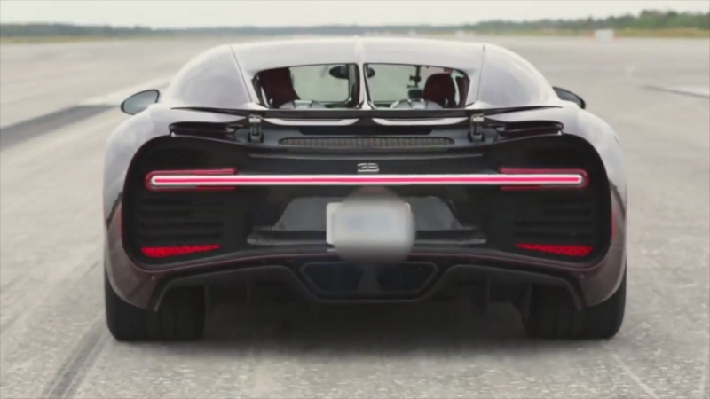 Bugatti Chiron - brutálne parametre zrýchlenia - Akcelerácia 0-366 km/h