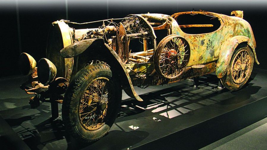 Vzácne Bugatti Type 22 Brescia 1925 - Ako vyzerá auto vylovené  z jazera po 75 rokoch?
