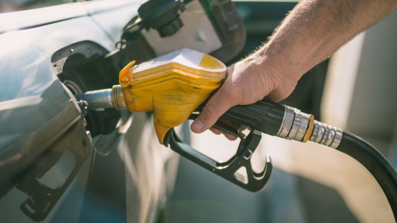 Pohonné hmoty - cena palív klesá. Dostane sa diesel na cenu 1€/liter? 