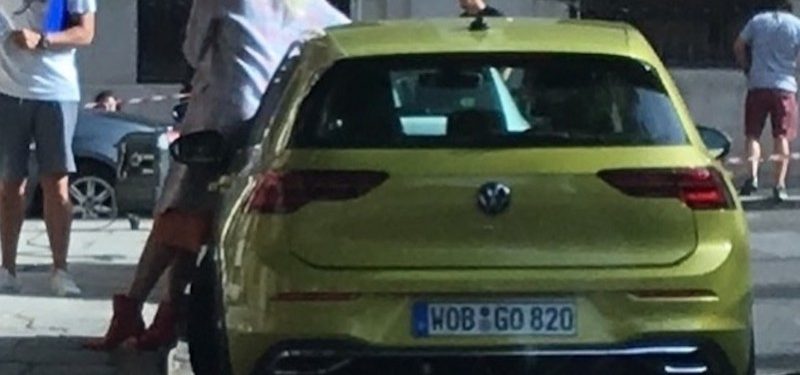 Nový VW Golf VIII konečne nafotený bez maskovania!