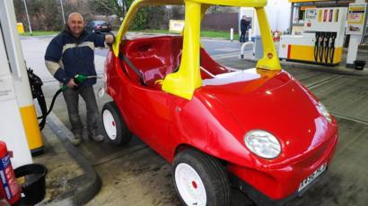 Legendárna hračka ako funkčný automobil: Na predaj na Ebay-i, rýchlosť 113 km/h!