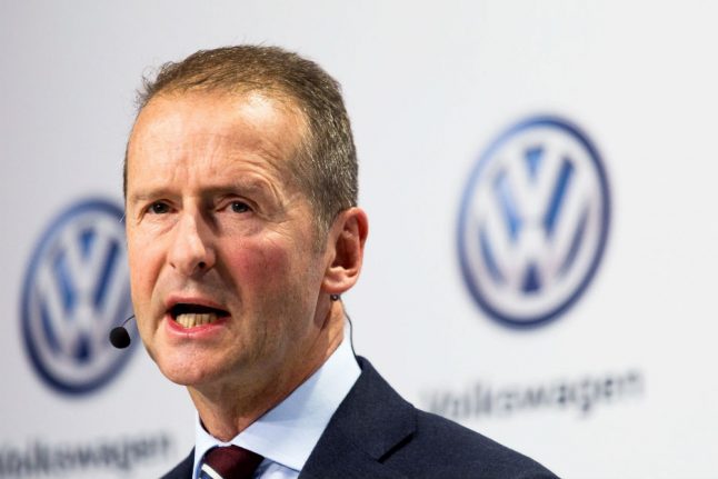 Šéf VW chce zdražiť naftu aby predával viac elektromobilov!
