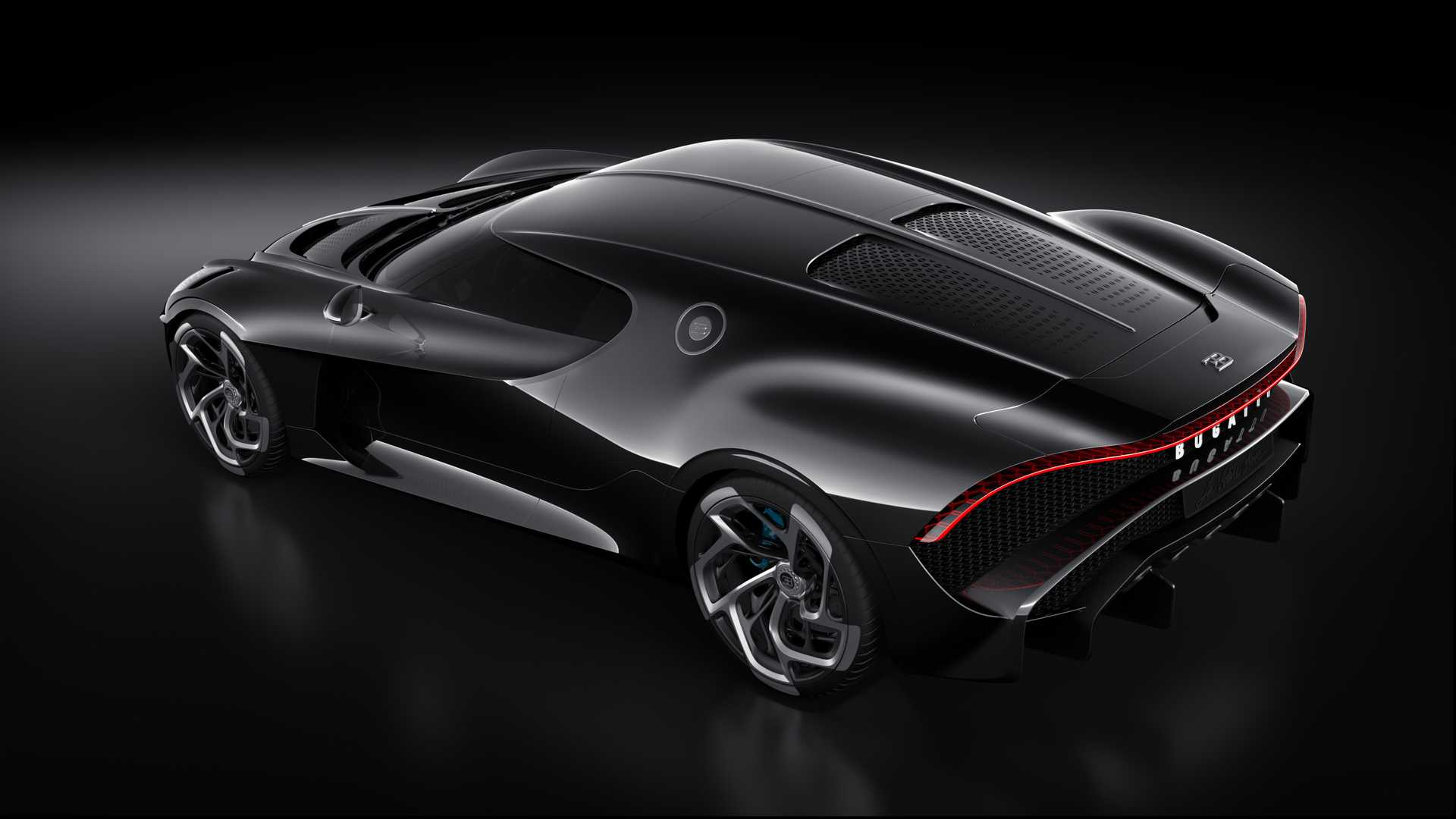 Bugatti La Voiture Noire Cena: $ 19 miliónov amerických dolárov v prepočte približne 16 800 000 eur