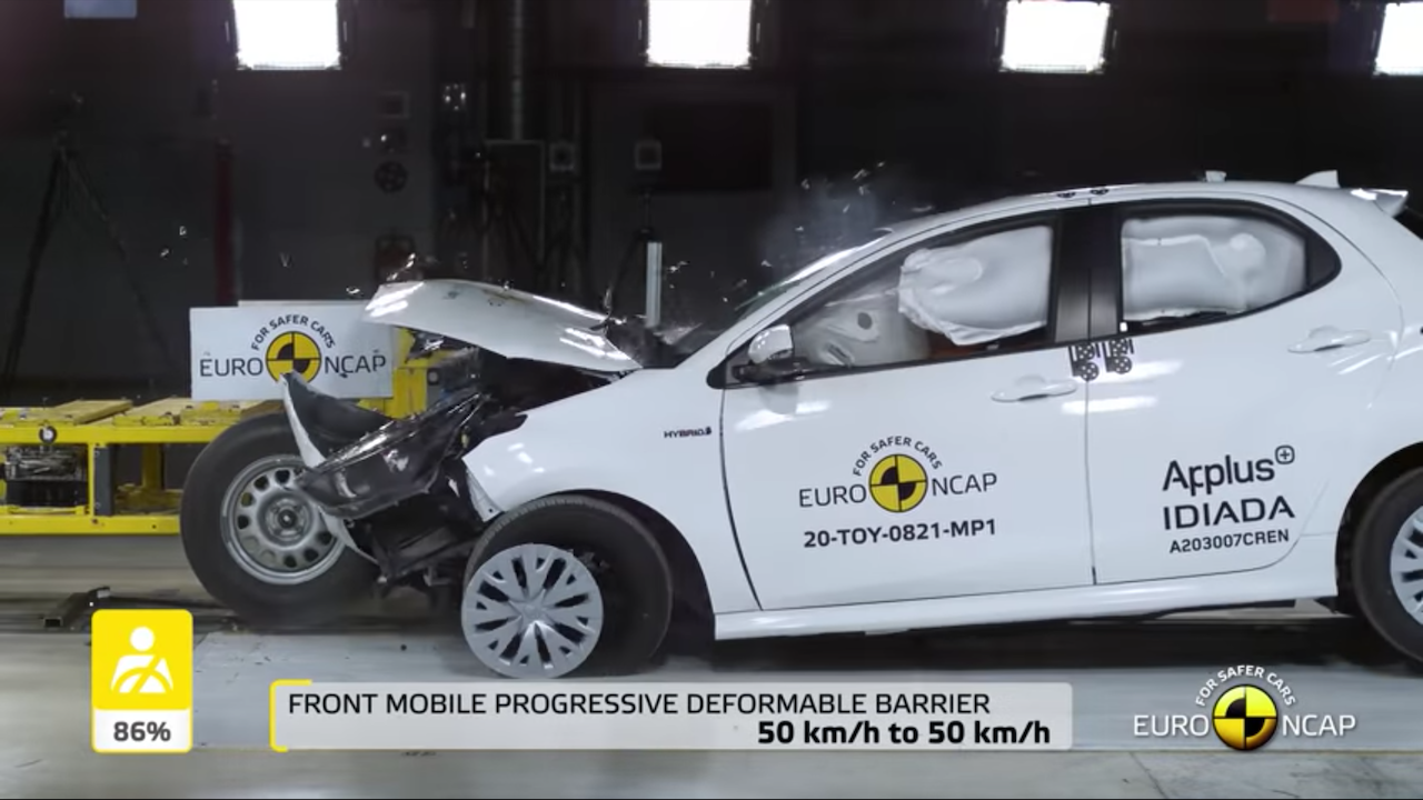 Crash Test Euro NCAP - Toyota Yaris 5 hviezdičiek