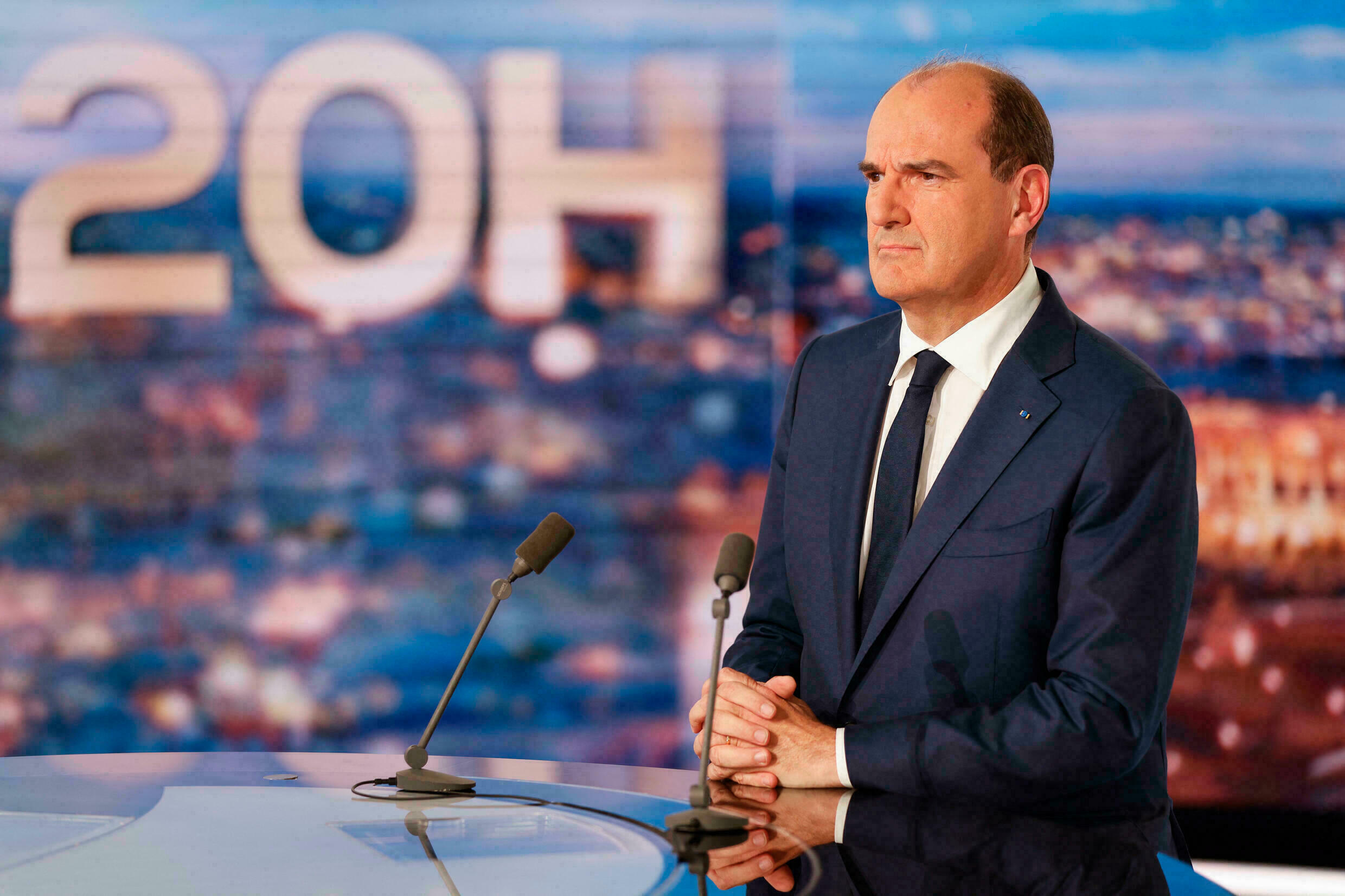 Jean Castex hovorí o príspevku naživo vo francúskej TV (Francúzsko príspevok pre nízkopríjmové domácnosti na pohonné hmoty)