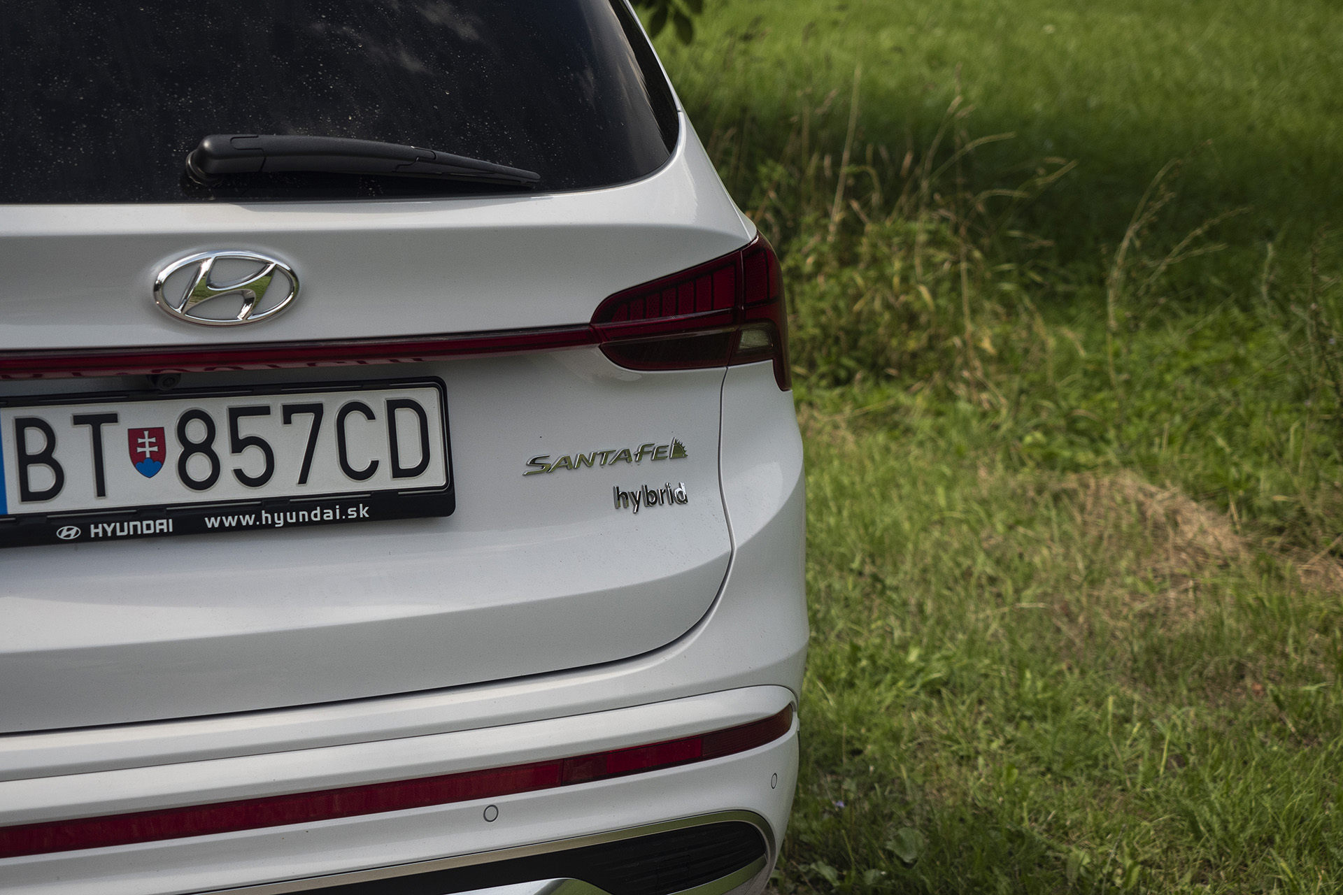 Test: Hyundai Santa Fe Hybrid – Schovaný veľký pokrok