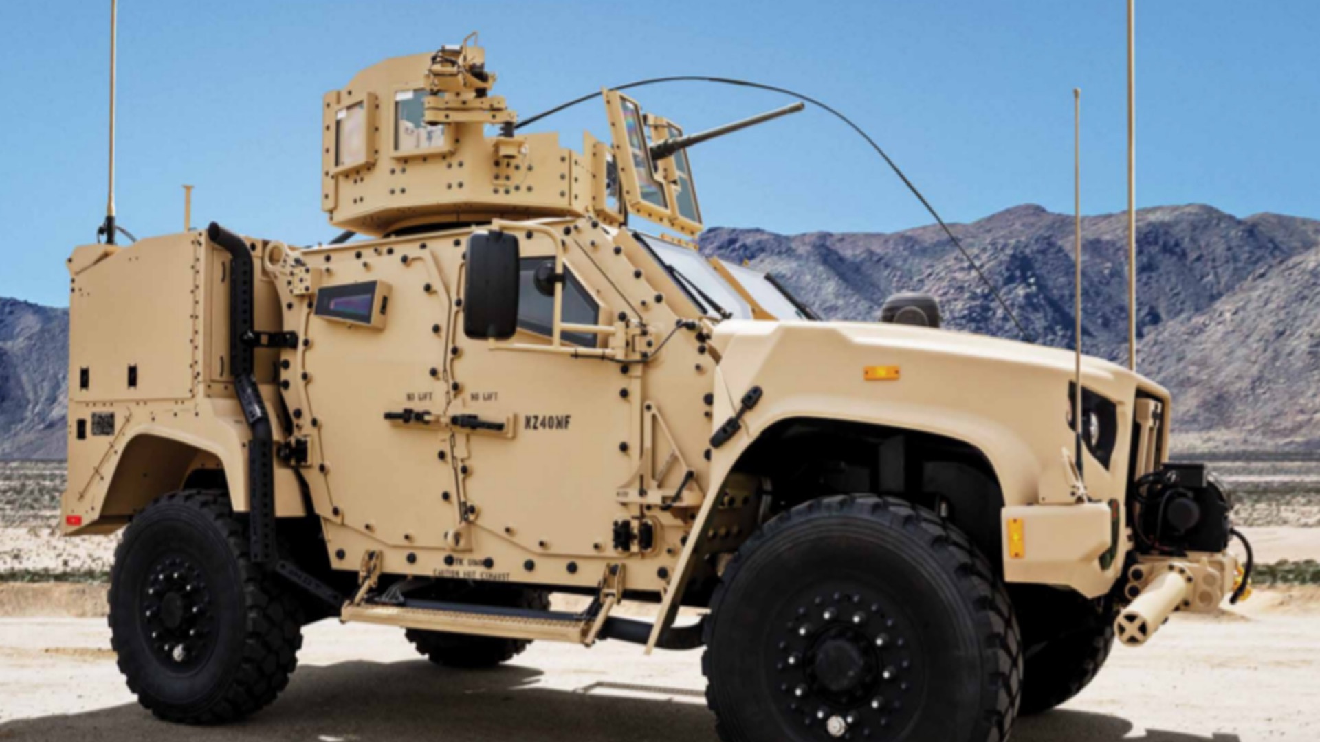 Oshkosh Defense elektrické taktické vozidlo pre radikálny útok - JLTV monštrum 