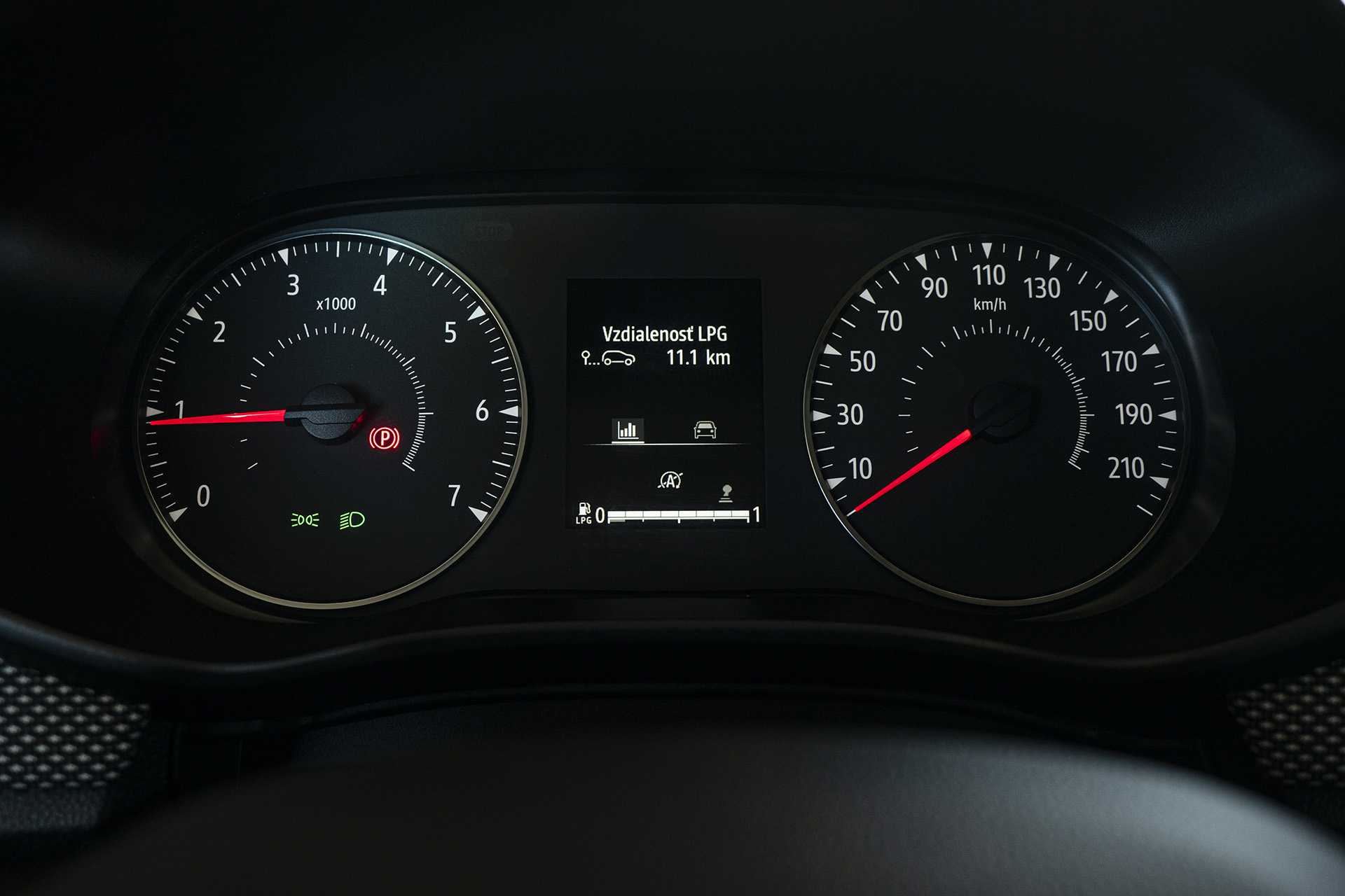Dacia Jogger LPG: Iný hybrid (koľko dá na nádrž LPG?)