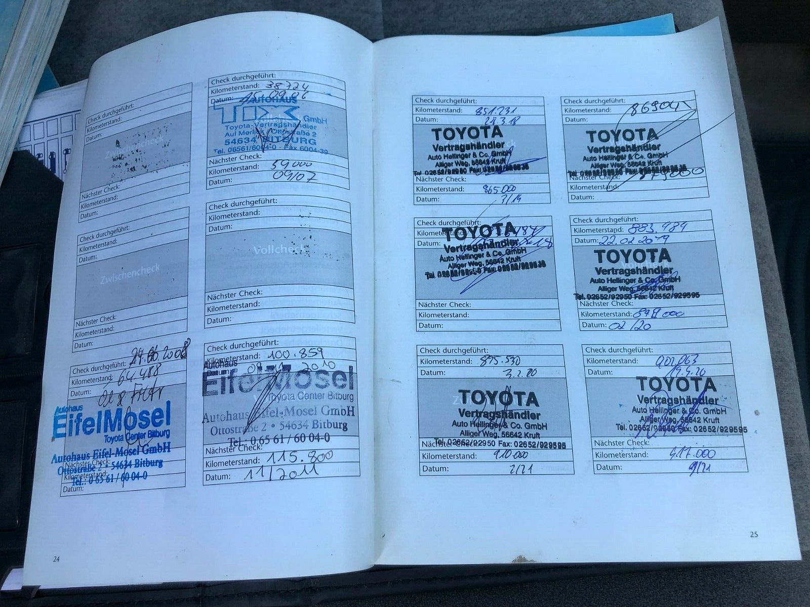 Toyota Land Cruiser s miliónovým nájazdom - servisná knižka